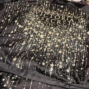 Victoria's Secret Black and Gold Starry Robe Fashion Show NYC 2018